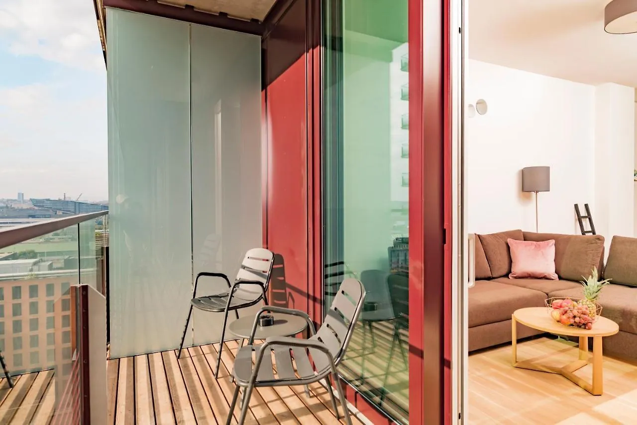 Triiiple Tower Dream Apartments With Rooftop-Summer-Pool Вена