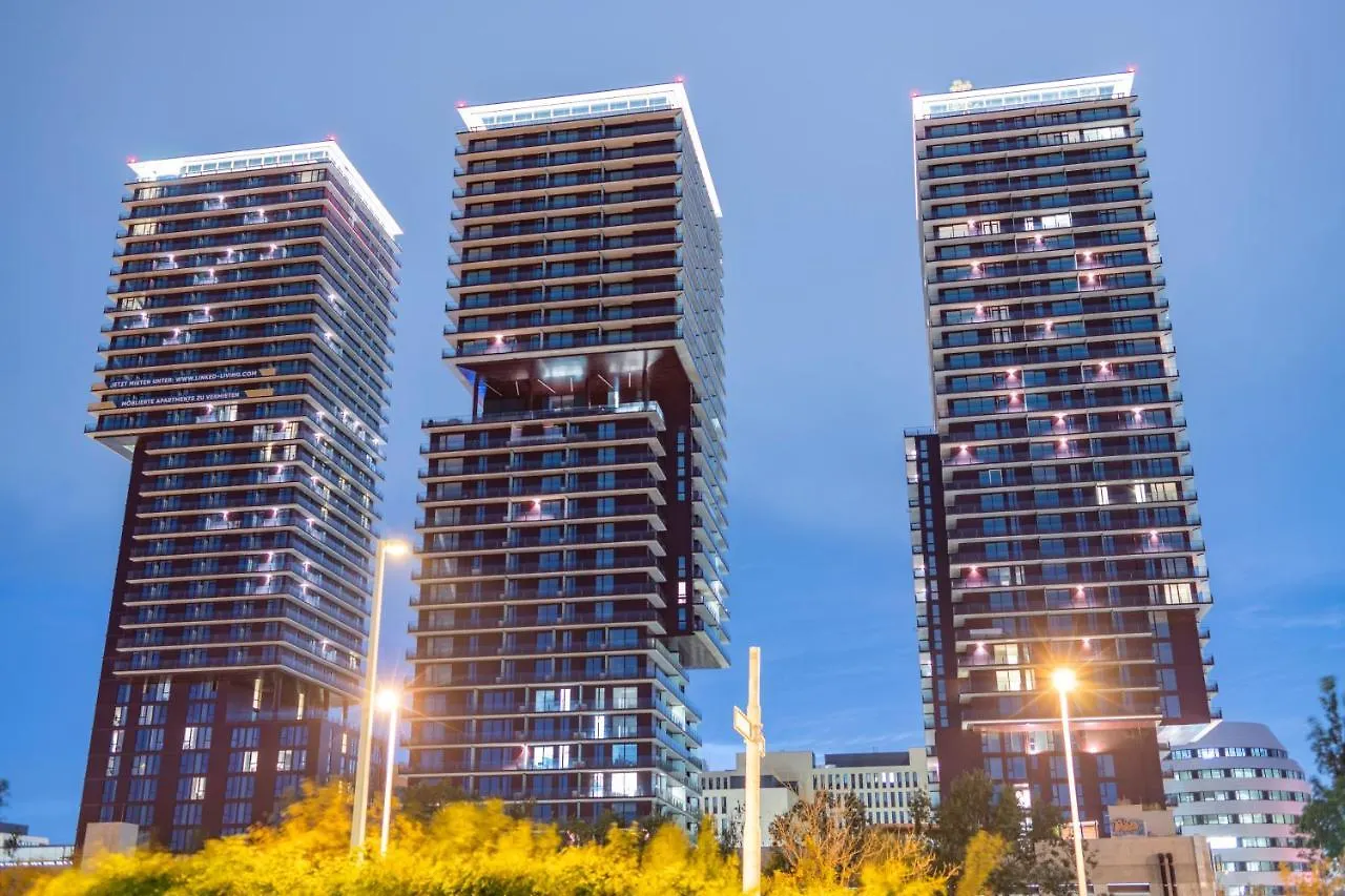 Triiiple Tower Dream Apartments With Rooftop-Summer-Pool Вена