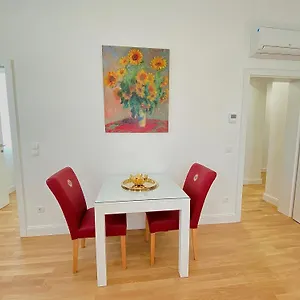 Apartment Steiner Residences Reumannplatz, Vienna