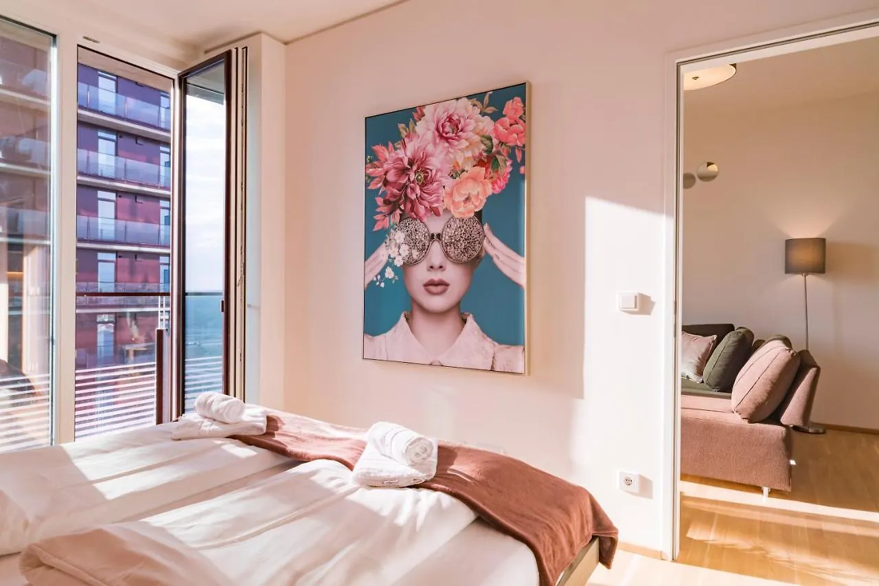 Triiiple Tower Dream Apartments With Rooftop-Summer-Pool Vienne