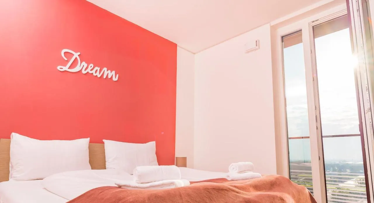 Triiiple Tower Dream Apartments With Rooftop-Summer-Pool Vienne 0*,