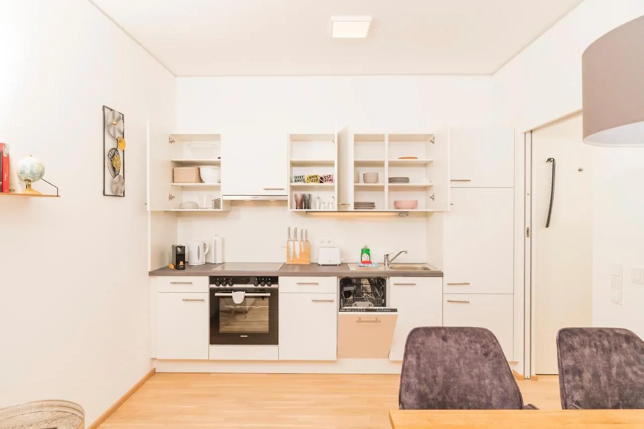 Triiiple Tower Dream Apartments With Rooftop-Summer-Pool Vienne